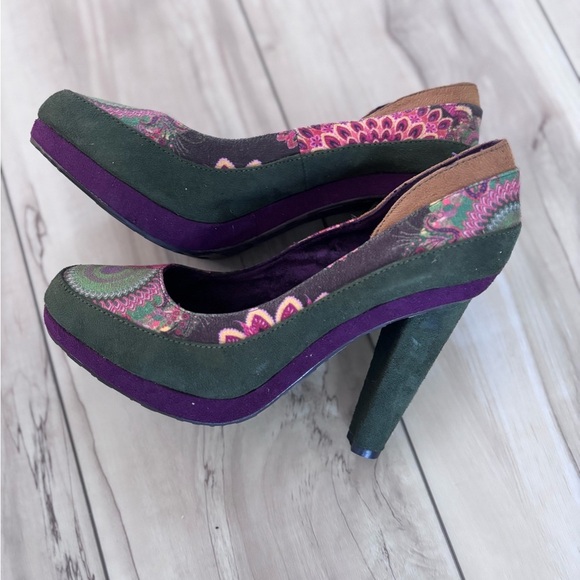 Desigual Green and Purple Artistic Heels - Picture 8 of 11